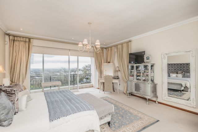 5 Bedroom Property for Sale in Aurora Western Cape